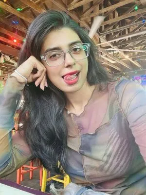 Iamaqsapervaiz OnlyFans Leaked Free Thumbnail Picture - #hbyd96EMn0