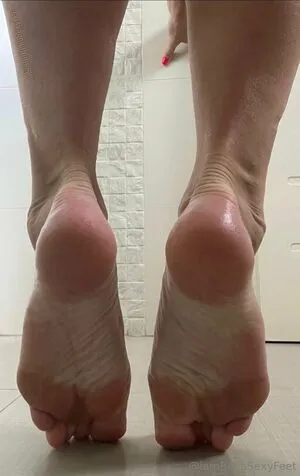 Iambellasexyfeet OnlyFans Leaked Free Thumbnail Picture - #DZ4XqG2IBX