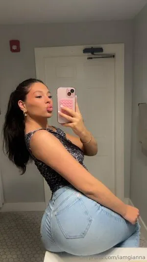 Iamgianna OnlyFans Leaked Free Thumbnail Picture - #3Z4Sl5ltCT