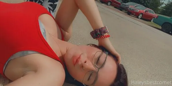 Iamhaleyann OnlyFans Leaked Free Thumbnail Picture - #2f9tmp1aqF