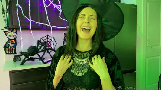 Iamhelenaprice OnlyFans Leaked Free Thumbnail Picture - #yjxdwgBHuy