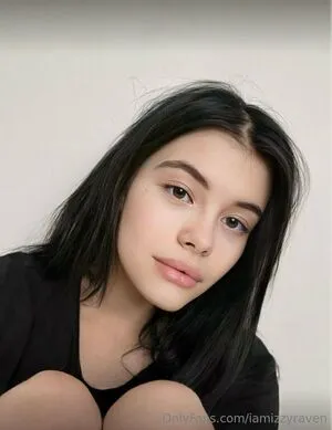 Iamizzyraven OnlyFans Leaked Free Thumbnail Picture - #UlELoQ1Kav