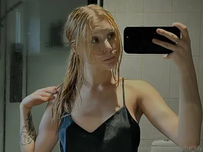 Iamlilyy OnlyFans Leaked Free Thumbnail Picture - #oenIZYmfch