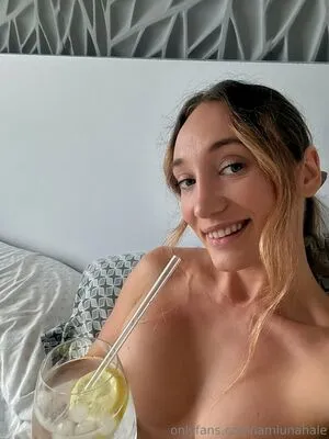 Iamlunahale OnlyFans Leaked Free Thumbnail Picture - #uT8K1X5KGI