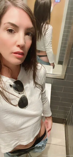 Iamnotyoursub OnlyFans Leaked Free Thumbnail Picture - #5jYxqxEnL2