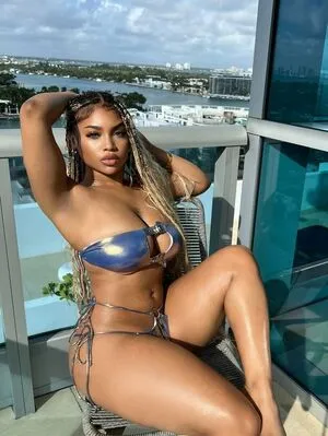 Iamskylarmarie OnlyFans Leaked Free Thumbnail Picture - #4PejgfiIu1