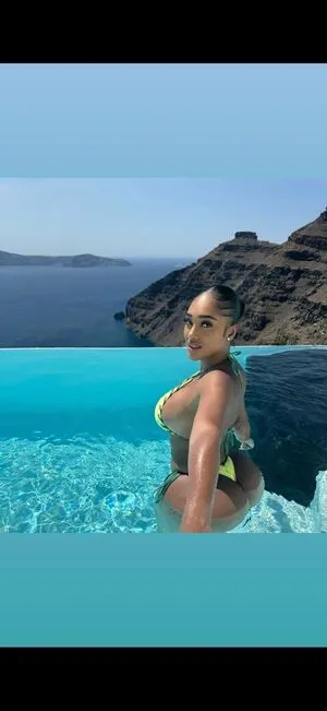 Iamsophiielikosky OnlyFans Leaked Free Thumbnail Picture - #8R3ehE761Y