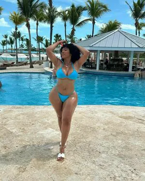 Iamsophiielikosky OnlyFans Leaked Free Thumbnail Picture - #f1mUgOC4VU