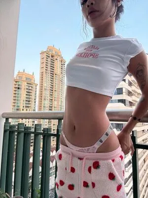 Iamyourfoei OnlyFans Leaked Free Thumbnail Picture - #yz82q8VMjI