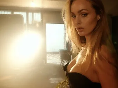 Ianthe Rose OnlyFans Leaked Free Thumbnail Picture - #waUUJdH3Nj