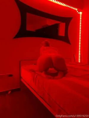 Iaraailen2 OnlyFans Leaked Free Thumbnail Picture - #CbN2hI0p4S