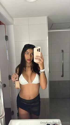 Iasmints OnlyFans Leaked Free Thumbnail Picture - #lBSarWFC4q