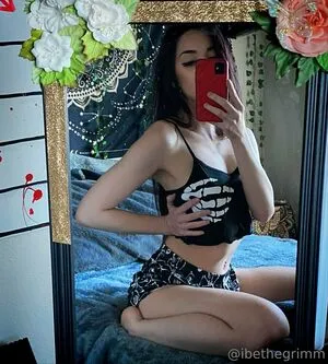 Ibethegrimmx OnlyFans Leaked Free Thumbnail Picture - #Djb963AsiU