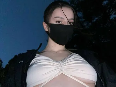 Ice Peach OnlyFans Leaked Free Thumbnail Picture - #ML0wN4s2s3