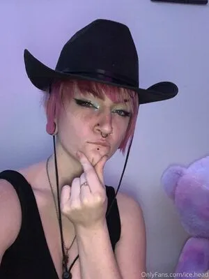 Ice Titz OnlyFans Leaked Free Thumbnail Picture - #Q5f6OcelUk