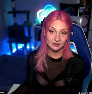 Icetokki OnlyFans Leaked Free Thumbnail Picture - #VcAr1bVP49
