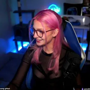 Icetokki OnlyFans Leaked Free Thumbnail Picture - #X2H0KpTE6p