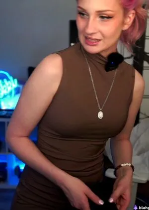 Icetokki OnlyFans Leaked Free Thumbnail Picture - #cAk0BogO0o