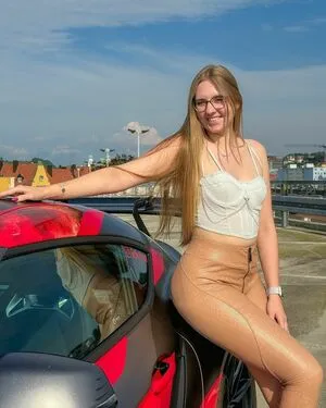 Ich Tina OnlyFans Leaked Free Thumbnail Picture - #NmhOhzfqjC
