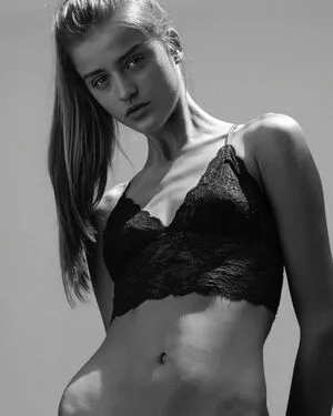 Ichelle Streekstra OnlyFans Leaked Free Thumbnail Picture - #4P5dLGdpij