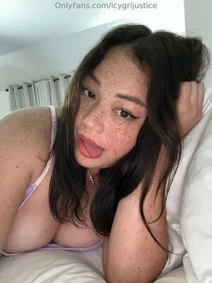 Icygrljustice OnlyFans Leaked Free Thumbnail Picture - #7niMeAubn8