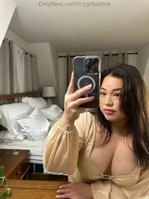 Icygrljustice OnlyFans Leaked Free Thumbnail Picture - #pzwKZDArzv