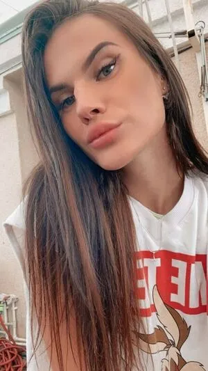 Idealova OnlyFans Leaked Free Thumbnail Picture - #OOm3iogaEv