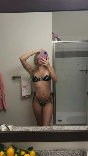 Iisabellarosee OnlyFans Leaked Free Thumbnail Picture - #SKsEEIqBga