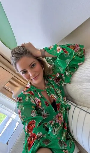 Ijustine OnlyFans Leaked Free Thumbnail Picture - #cIOuMv8Sh3