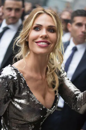 Ilary Blasi OnlyFans Leaked Free Thumbnail Picture - #LUPVirtZ48