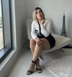 Ilenn Santos OnlyFans Leaked Free Thumbnail Picture - #meGlwr3yr0
