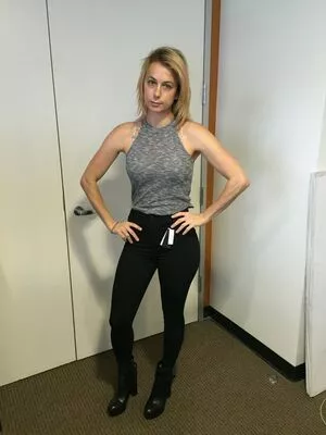 Iliza Shlesinger OnlyFans Leaked Free Thumbnail Picture - #73ZJ2UJrTt