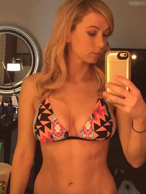 Iliza Shlesinger OnlyFans Leaked Free Thumbnail Picture - #e62BLAW4YU