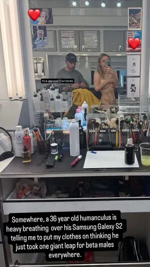 Iliza Shlesinger OnlyFans Leaked Free Thumbnail Picture - #hL1xloAZpv