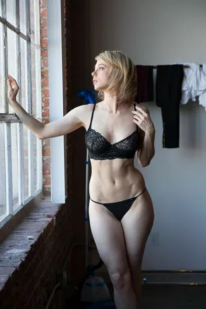 Iliza Shlesinger OnlyFans Leaked Free Thumbnail Picture - #iHMzf6denF