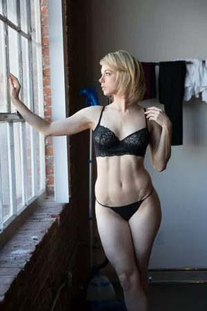 Iliza Shlesinger OnlyFans Leaked Free Thumbnail Picture - #l288DFT9i9