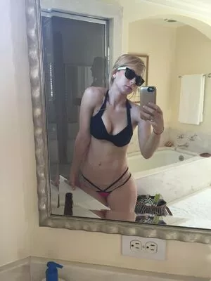 Iliza Shlesinger OnlyFans Leaked Free Thumbnail Picture - #xJgqzabygA