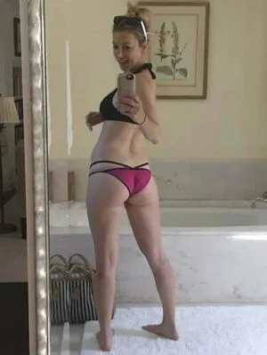Iliza Shlesinger OnlyFans Leaked Free Thumbnail Picture - #zu5FWYdx0A