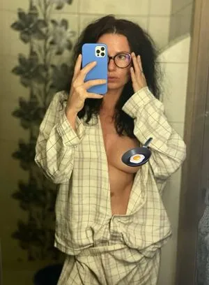 Iloilong OnlyFans Leaked Free Thumbnail Picture - #ZIKxw5z1k6