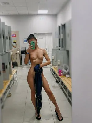 Iloilong OnlyFans Leaked Free Thumbnail Picture - #rAlaoOFPC9