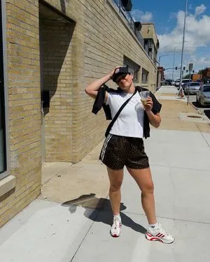 Ilona Maher OnlyFans Leaked Free Thumbnail Picture - #PEnj8i6b4e
