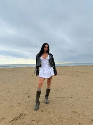 Ilona Ray OnlyFans Leaked Free Thumbnail Picture - #1KggKar4OZ