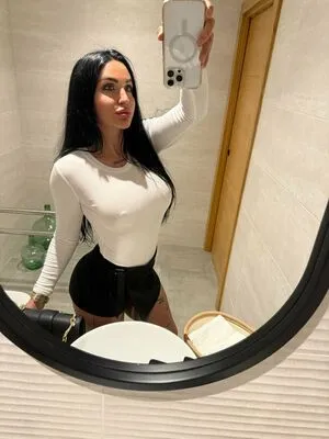 Ilona Ray OnlyFans Leaked Free Thumbnail Picture - #7X6guLBawV