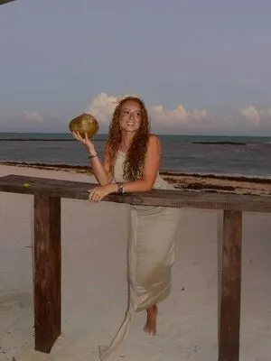 Ilonaaln OnlyFans Leaked Free Thumbnail Picture - #2tNbnRkJt9