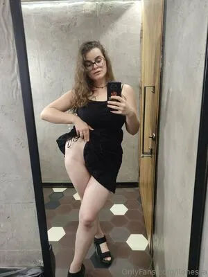Ilonessa OnlyFans Leaked Free Thumbnail Picture - #RdR0T9N5nm