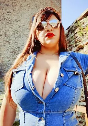 ilovemycurves OnlyFans Leaked Free Thumbnail Picture - #OCrm9xwgor