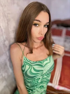 Iloveyoutiii OnlyFans Leaked Free Thumbnail Picture - #OUGoWm0vee