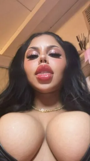 Iluvcinnie OnlyFans Leaked Free Thumbnail Picture - #1HuHlxTbqK
