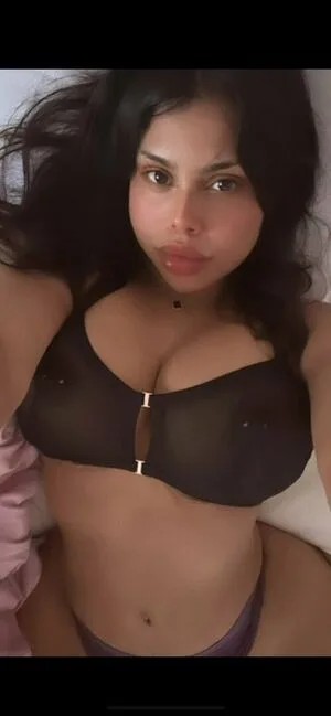 Iluvcinnie OnlyFans Leaked Free Thumbnail Picture - #PlfsaIC1WE
