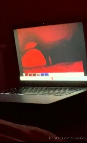 Iluvcuom OnlyFans Leaked Free Thumbnail Picture - #dM5M4eDeeP